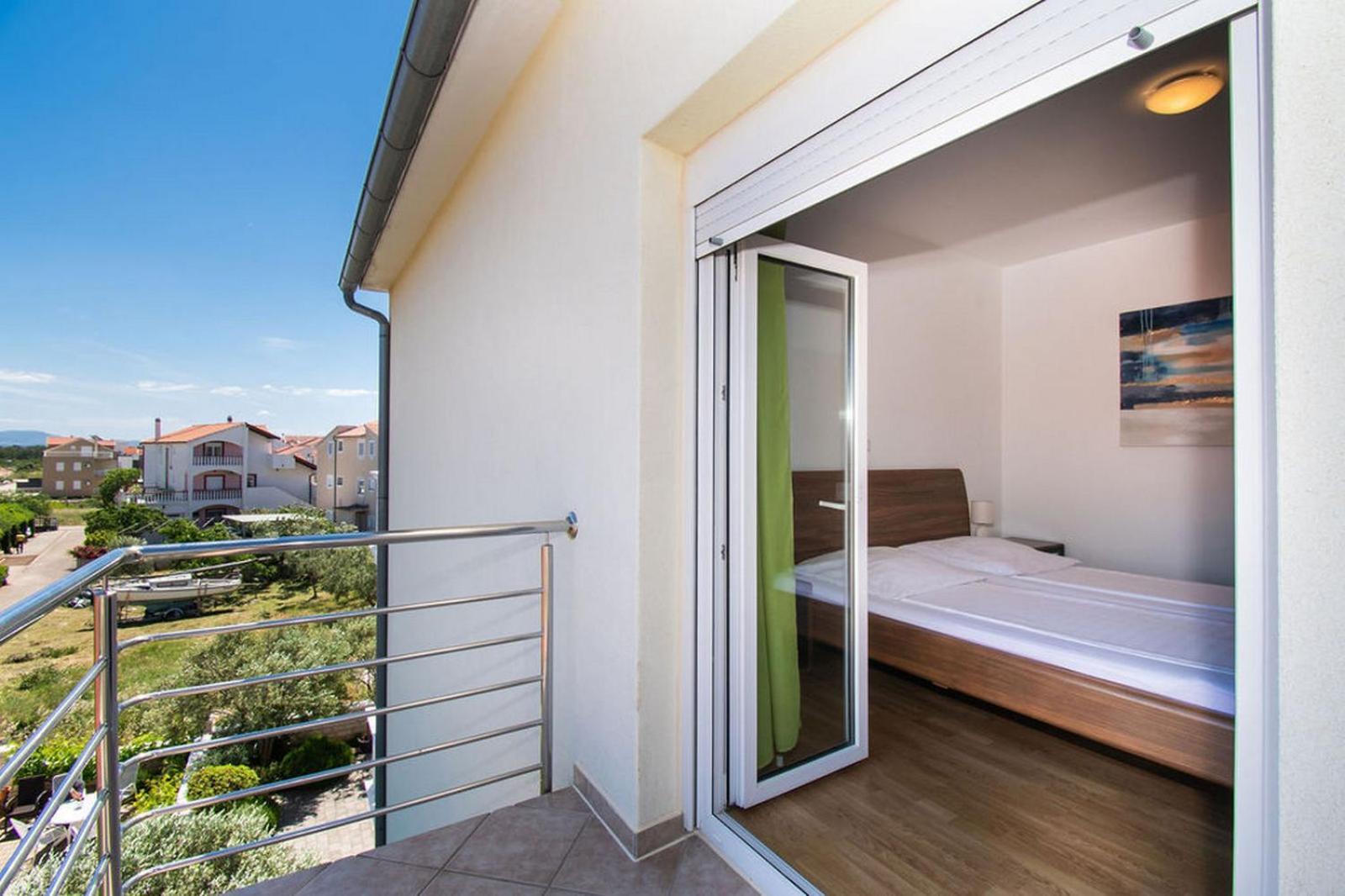 Apartments Kendes Vodice Esterno foto