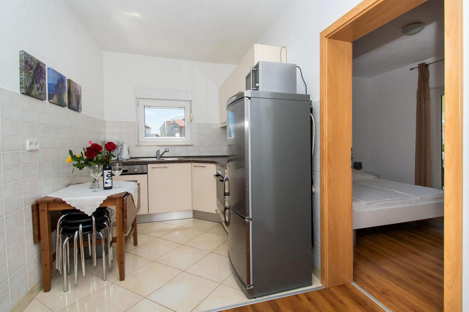 Apartments Kendes Vodice Esterno foto